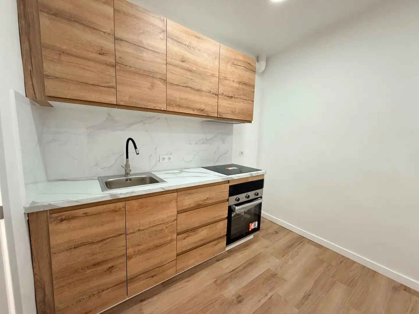 Piso en venta en PG. RAMON BERENGUER III 97, imagen 6