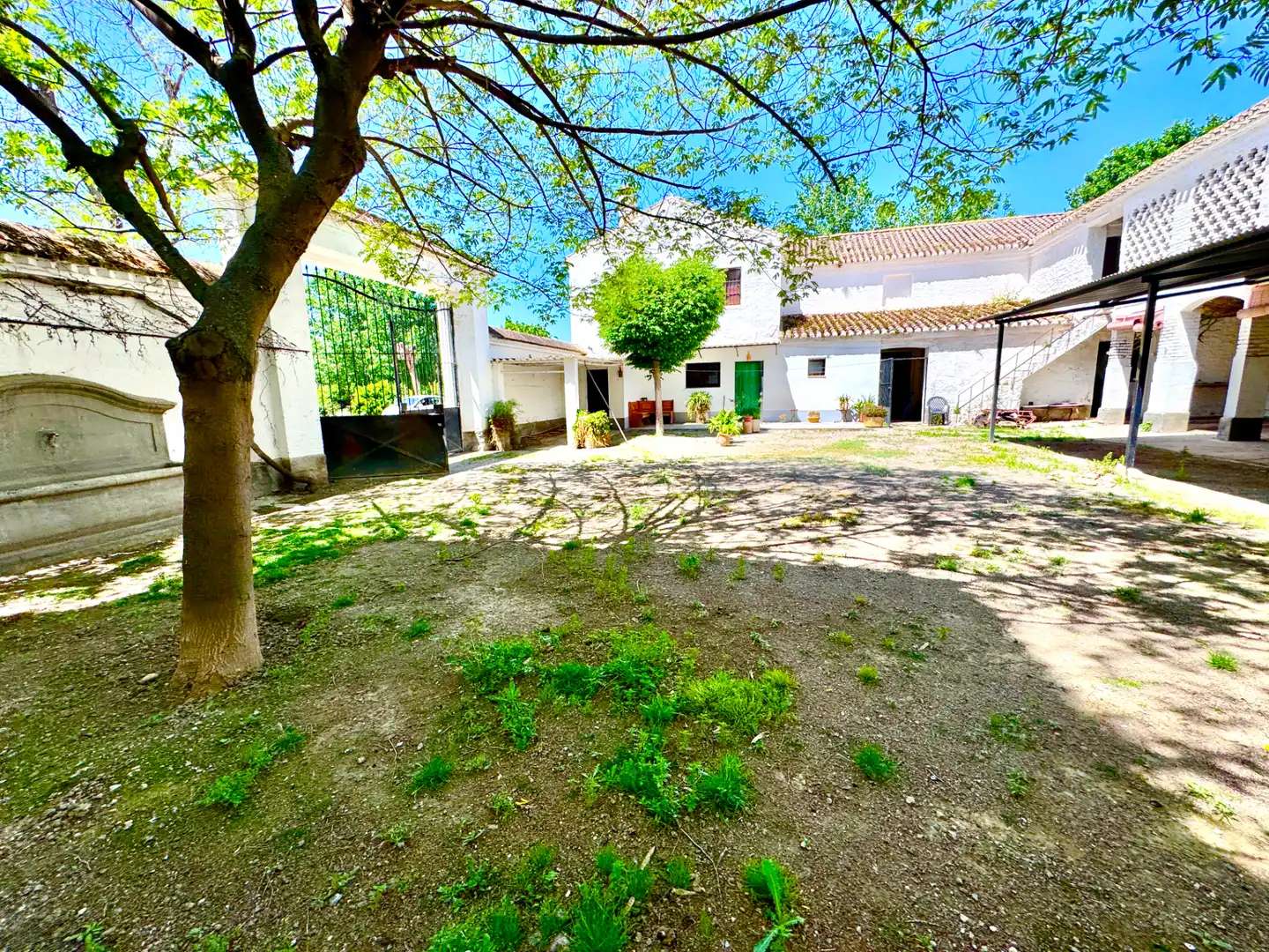 Vista exterior de Casa o chalet en venta en Granada con Jardín privado, Terraza y Trastero