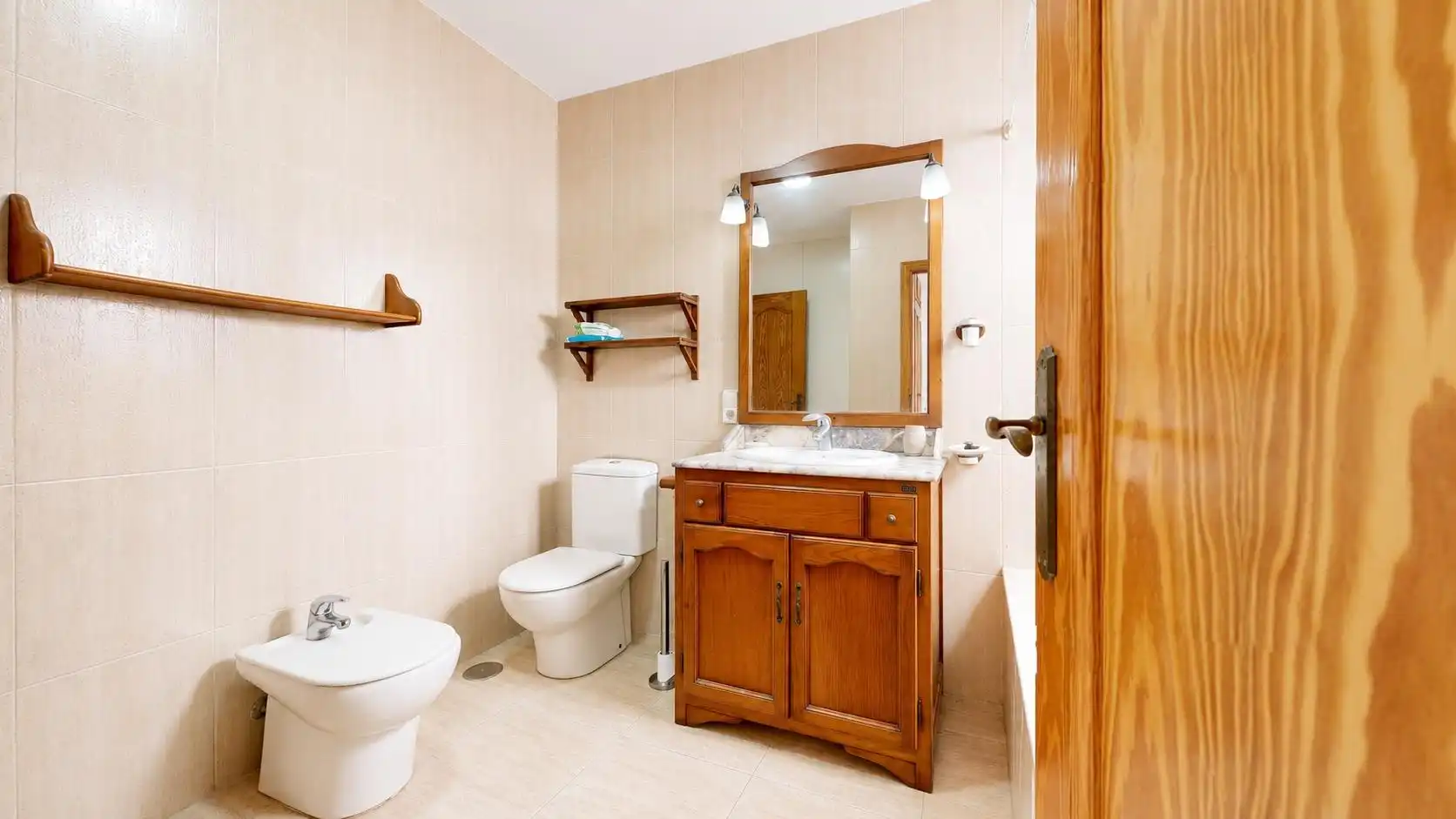 Baño de Piso en venta en Almería