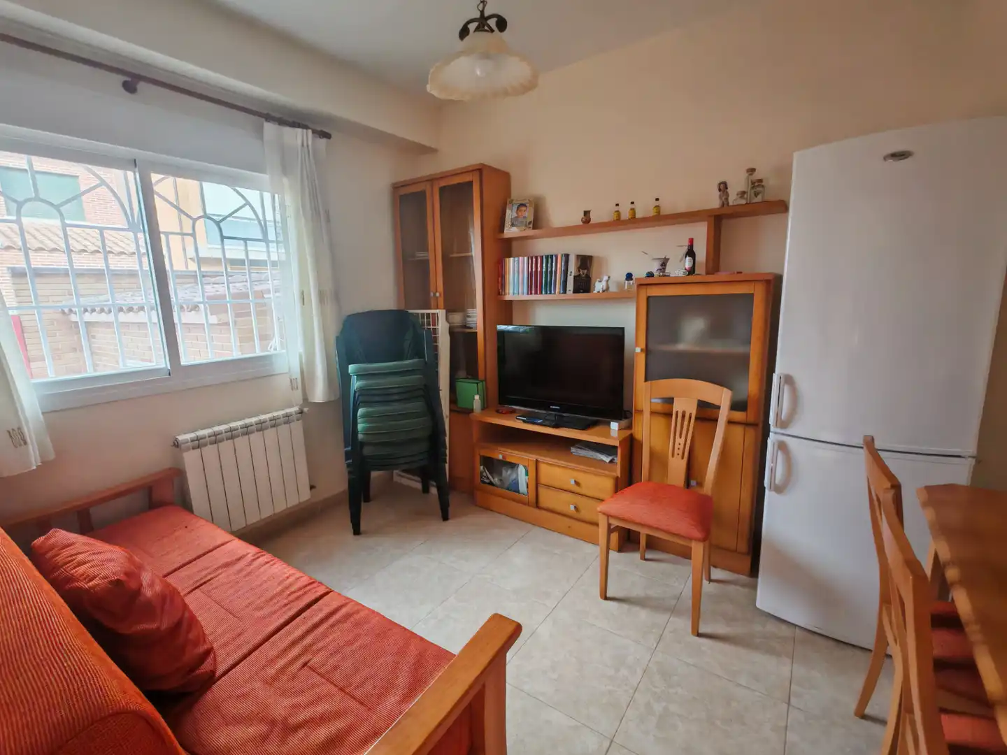 Sala d'estar de Casa adosada en venda en Quismondo amb Aire condicionat, Calefacció i Parquet