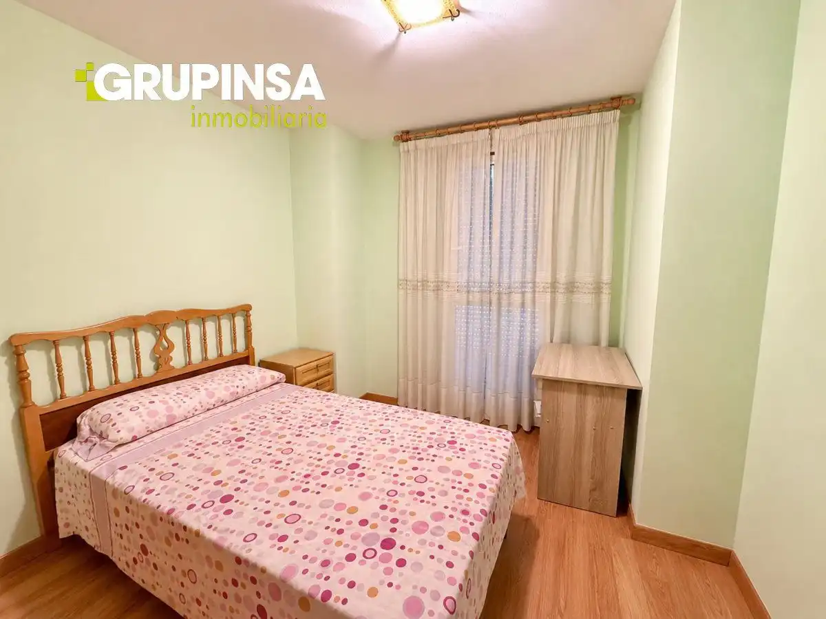 Habitación de Casa o chalet en venta en Almazora / Almassora con Aire acondicionado, Calefacción y Jardín privado