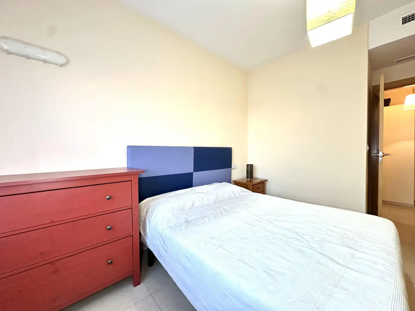 Dormitori de Apartament en venda en Lorca amb Traster i Piscina comunitària