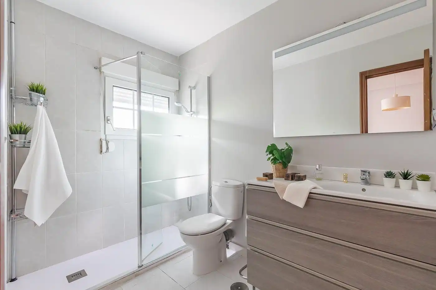 Baño de Casa o chalet en venta en San Lorenzo de El Escorial con Calefacción, Alarma y Piscina comunitaria