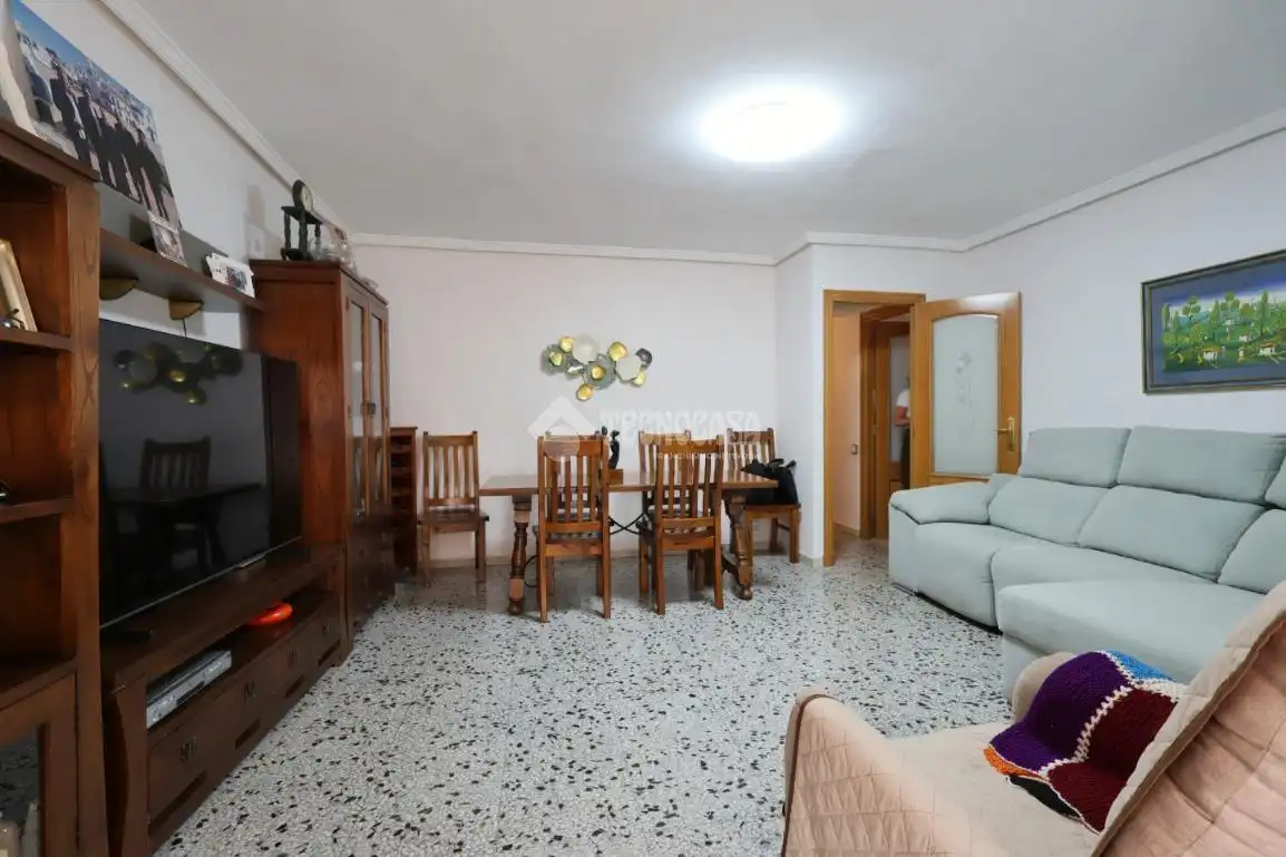 Sala d'estar de Pis en venda en Sagunto / Sagunt amb Balcó