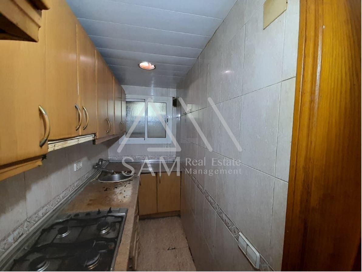Kitchen of Flat for sale in Badalona
