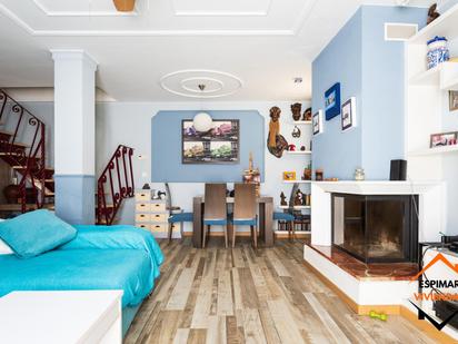 Living room of House or chalet for sale in  Zaragoza Capital  with Heating, Private garden and Terrace