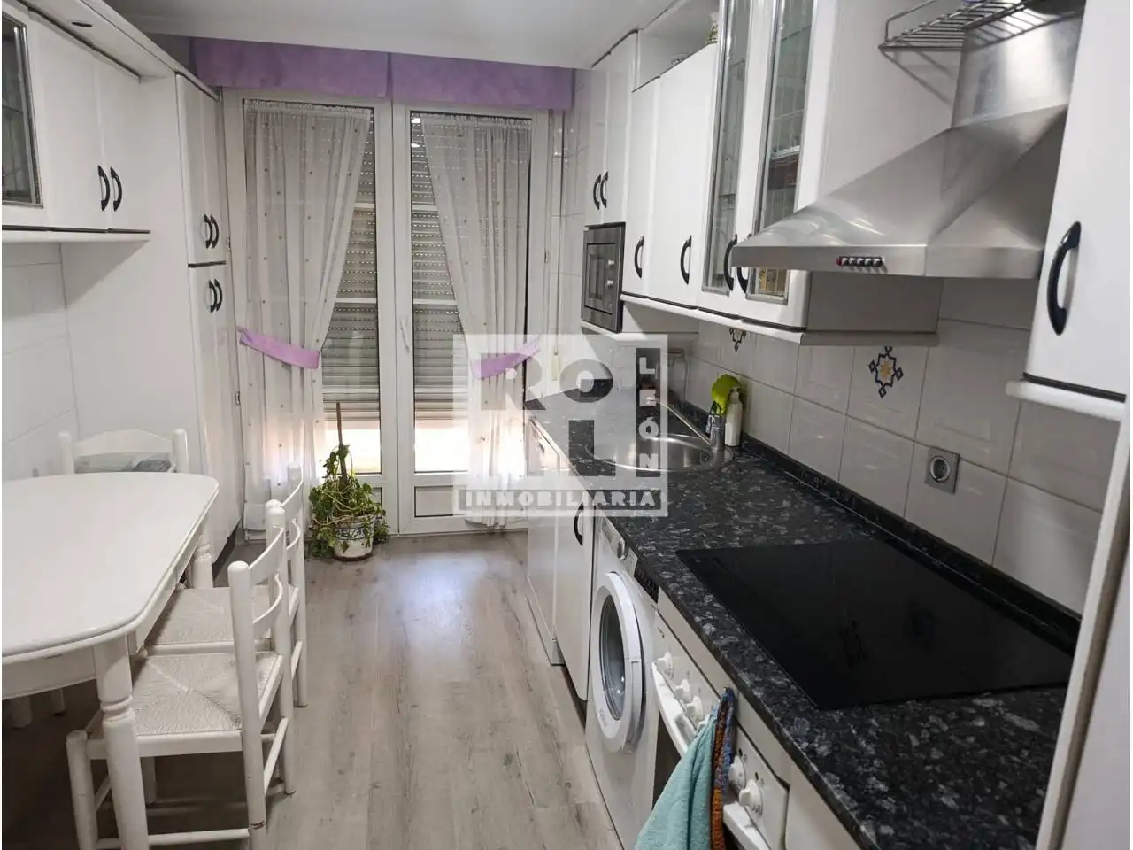 Kitchen of Duplexes for sale in León Capital   with Heating, Parquet flooring and Terrace