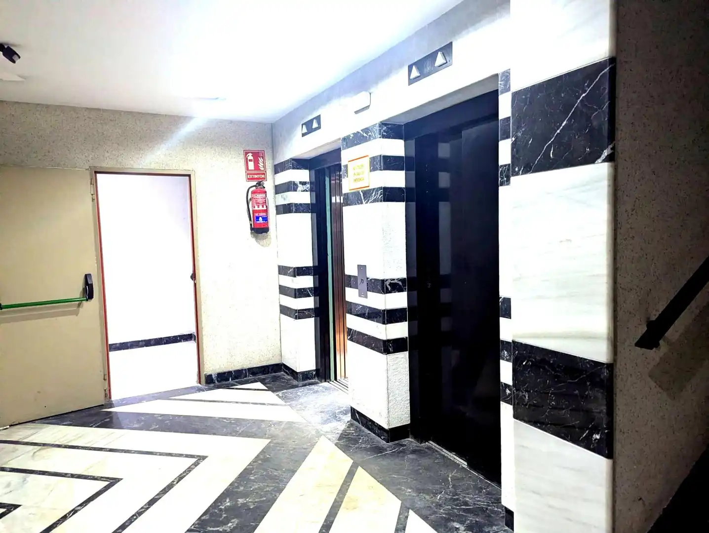 Garage for sale in Avenida Europa