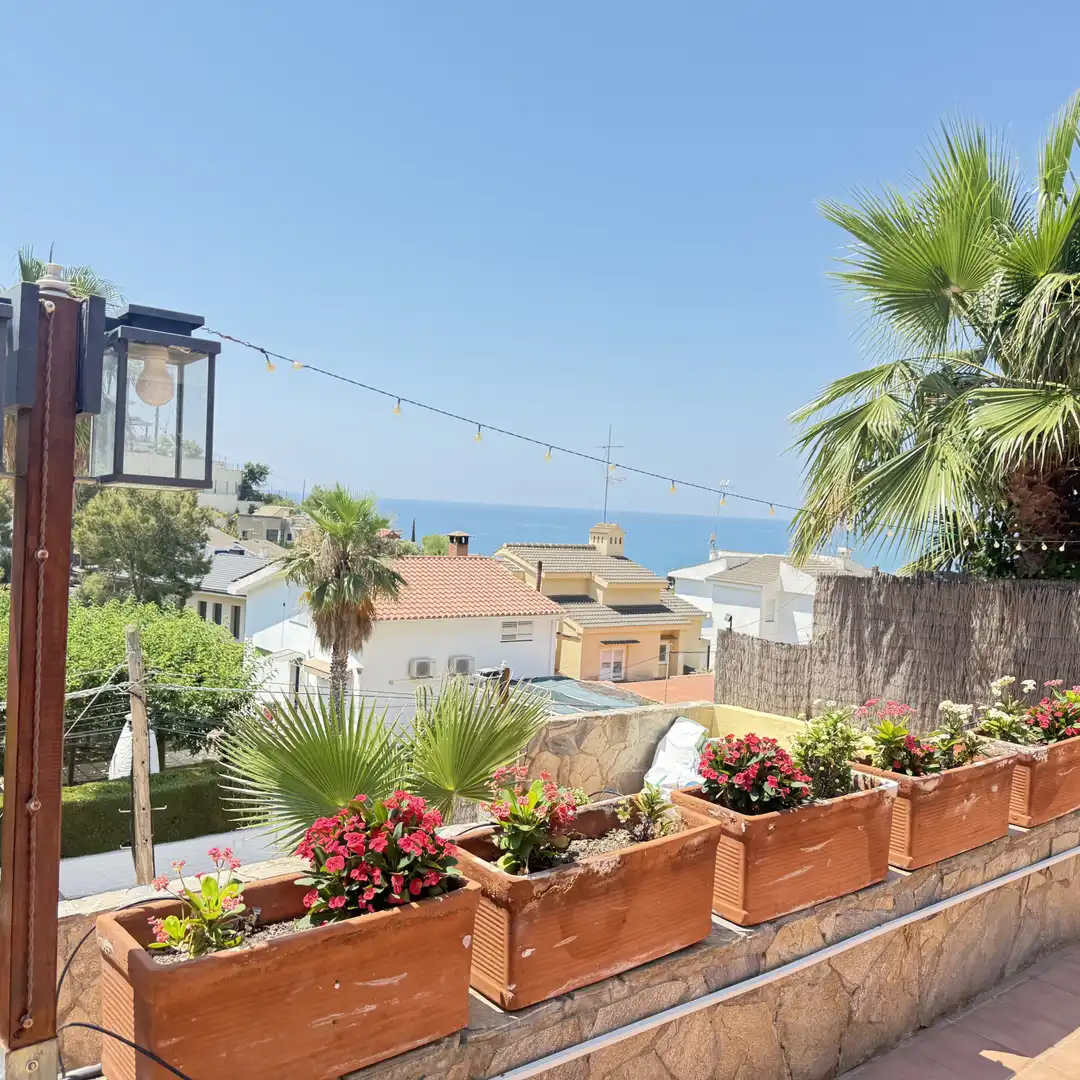 Terrassa de Casa adosada en venda en Sitges amb Calefacció, Jardí privat i Parquet