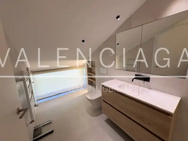 Bathroom of Detached homes for rent in Donostia - San Sebastián   with Heating, Terrace and Swimming Pool