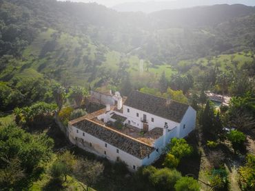 Casa rústica amb jardí en venda a Puerto de la Torre - Atabal