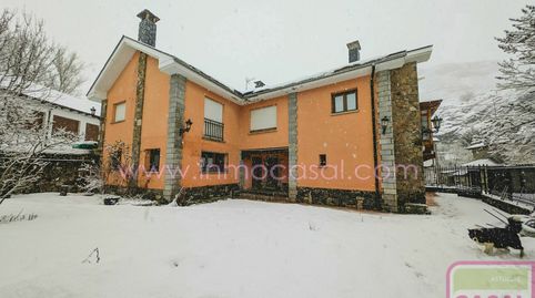 Magnifico conjunto residencial  casa  hotel restaurante en VENTA, ubicado en un paraje único, natural y espectacular en Vega de Vi