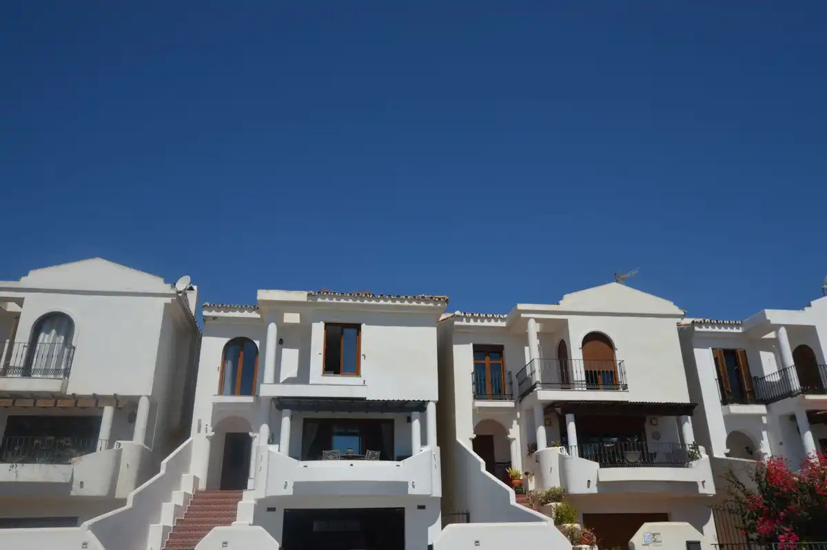 Maison mitoyenne avec jardin à vendre à Puerto de la Duquesa, imagen 14