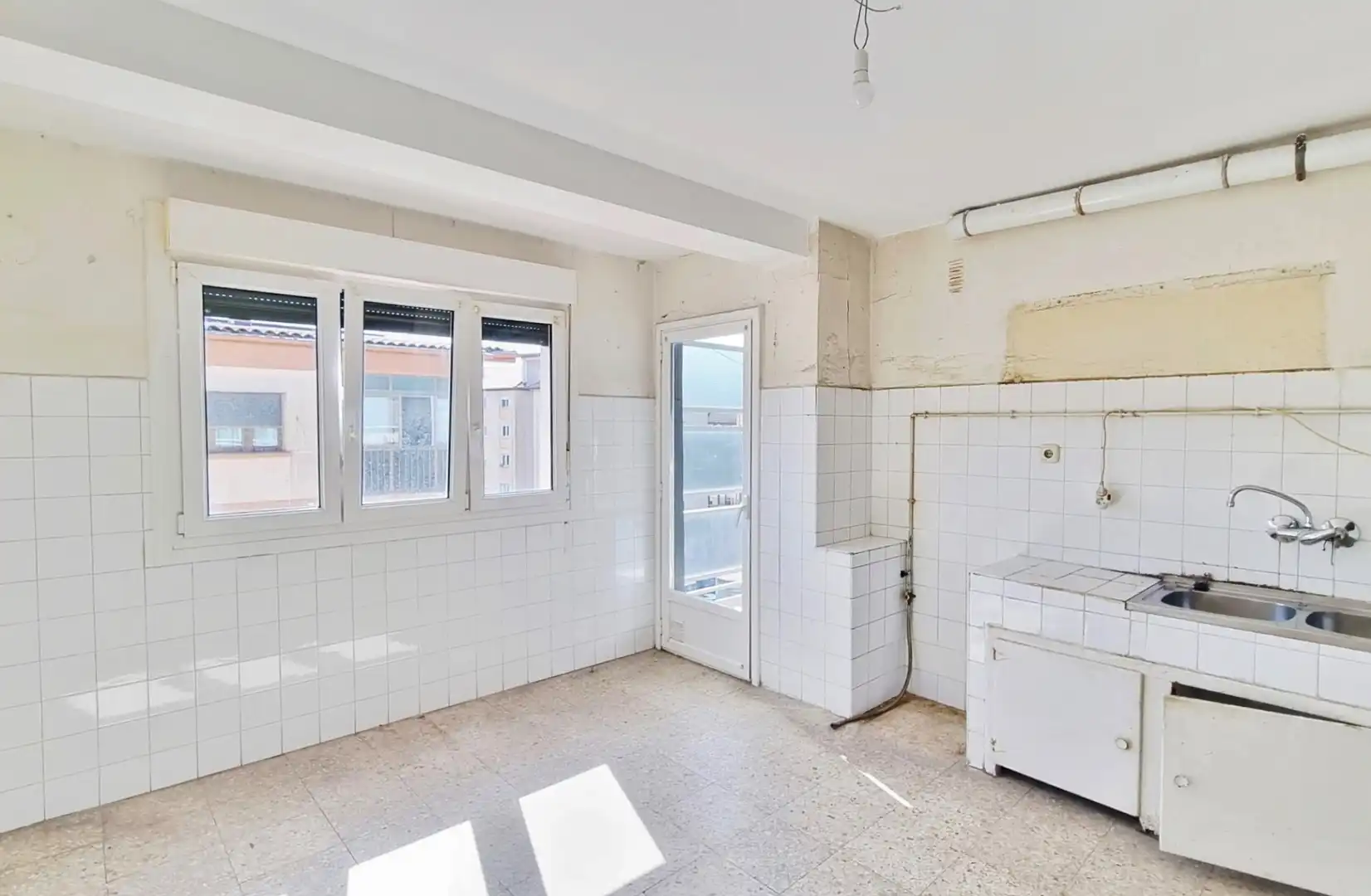 Cocina de Piso en venta en Errenteria con Balcón