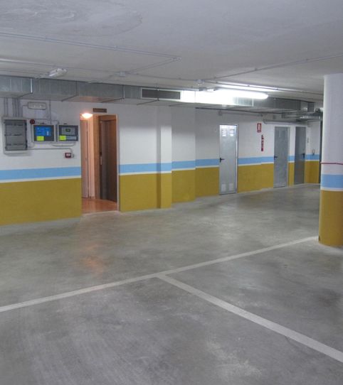 Foto 2 de Garaje en venta en C/ Pintor José López Serres, Puerto Lumbreras, Murcia