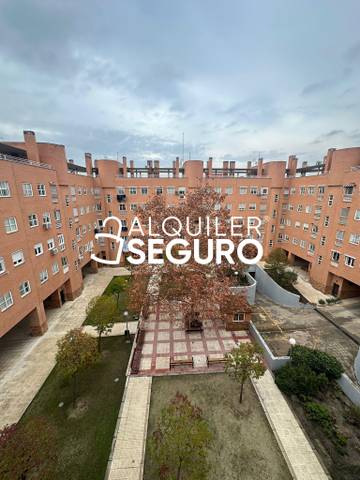 Piso en Alquiler en Pergamino en Valdebernardo - Valderribas