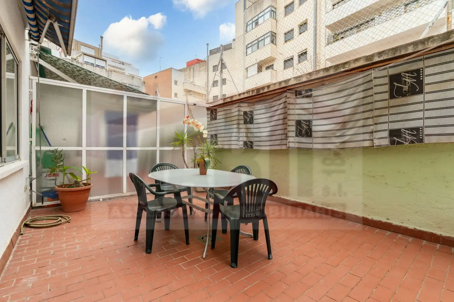 Terraza de Piso en venta en Reus con Calefacción, Terraza y Trastero