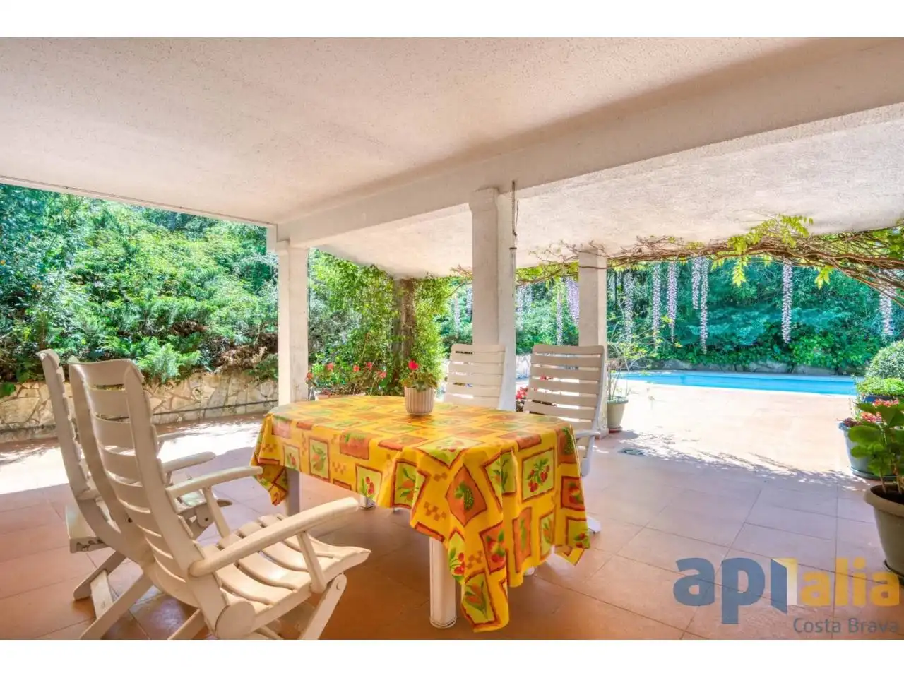 House with pool for sale in Avenida del Canigó, imagen 6