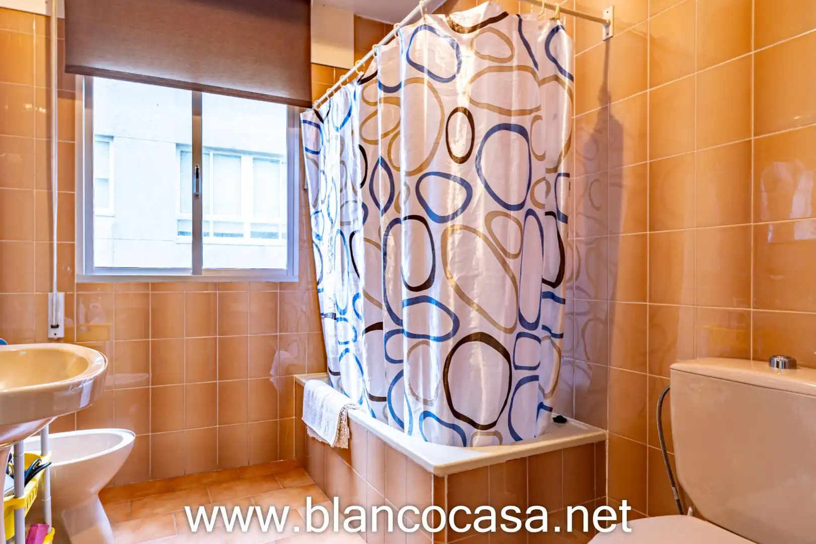 Baño de Casa o chalet en venta en Malpica de Bergantiños con Calefacción, Trastero y Amueblado