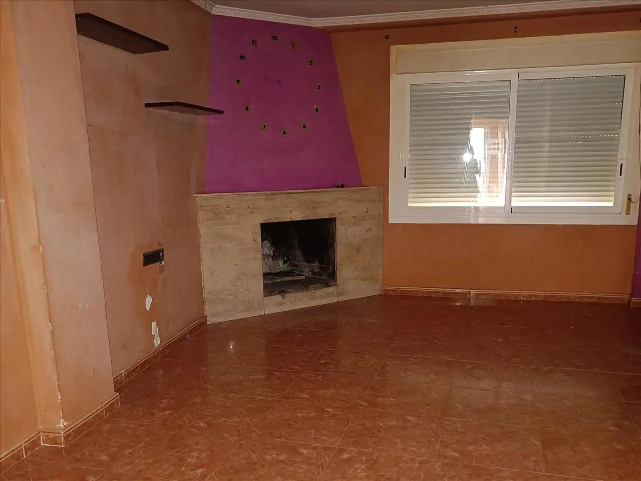 Sala d'estar de Casa o xalet en venda en Cunit amb Terrassa i Piscina