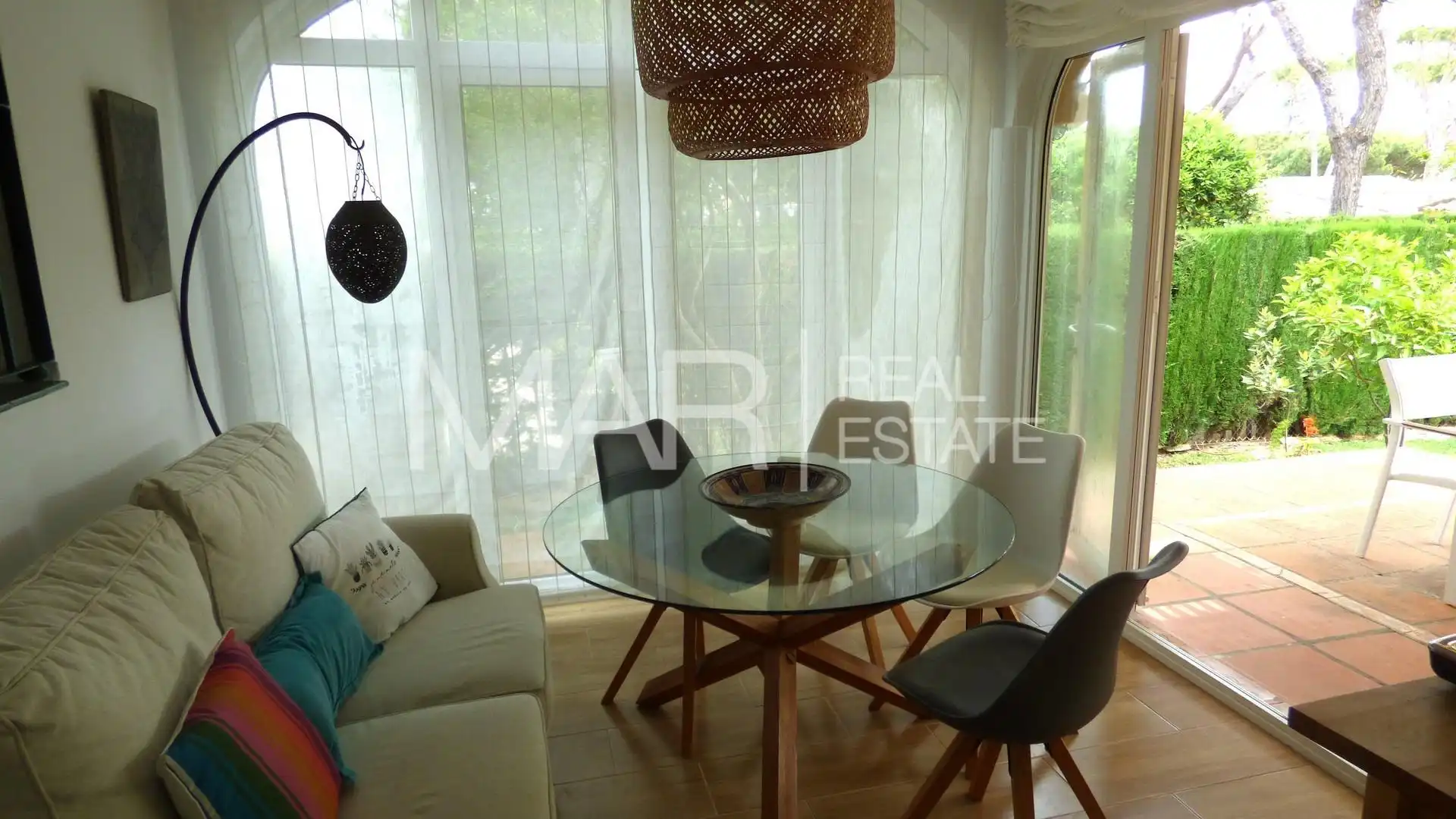 Jardí de Casa o xalet en venda en Chiclana de la Frontera amb Aire condicionat, Jardí privat i Terrassa
