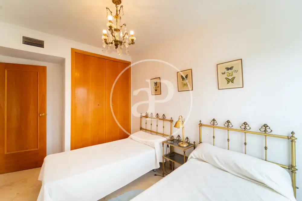 Bedroom of Flat for sale in Benidorm  with Air Conditioner, Heating and Terrace