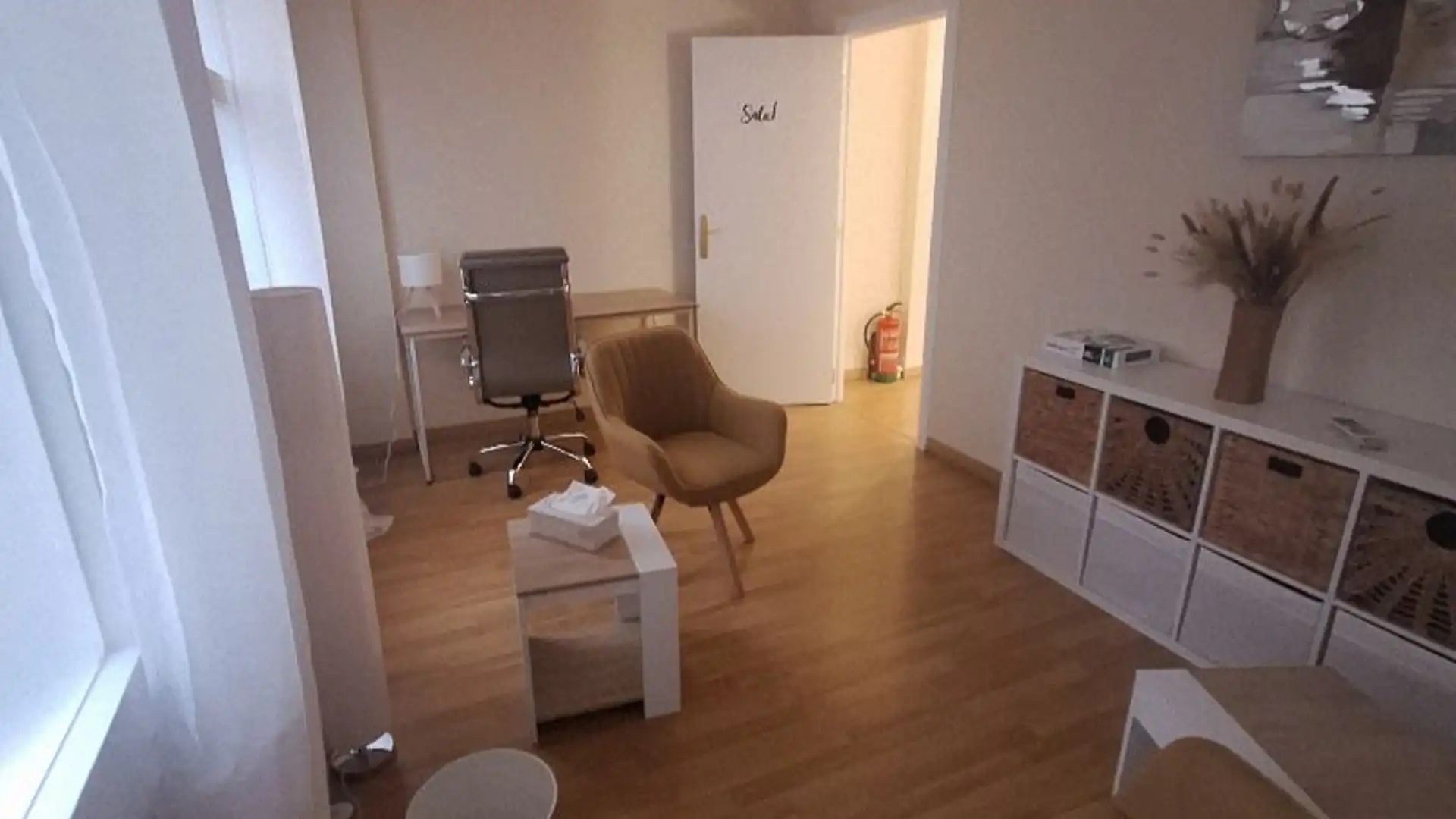 Habitación de Oficina de alquiler en  Barcelona Capital con Aire acondicionado, Calefacción y Amueblado