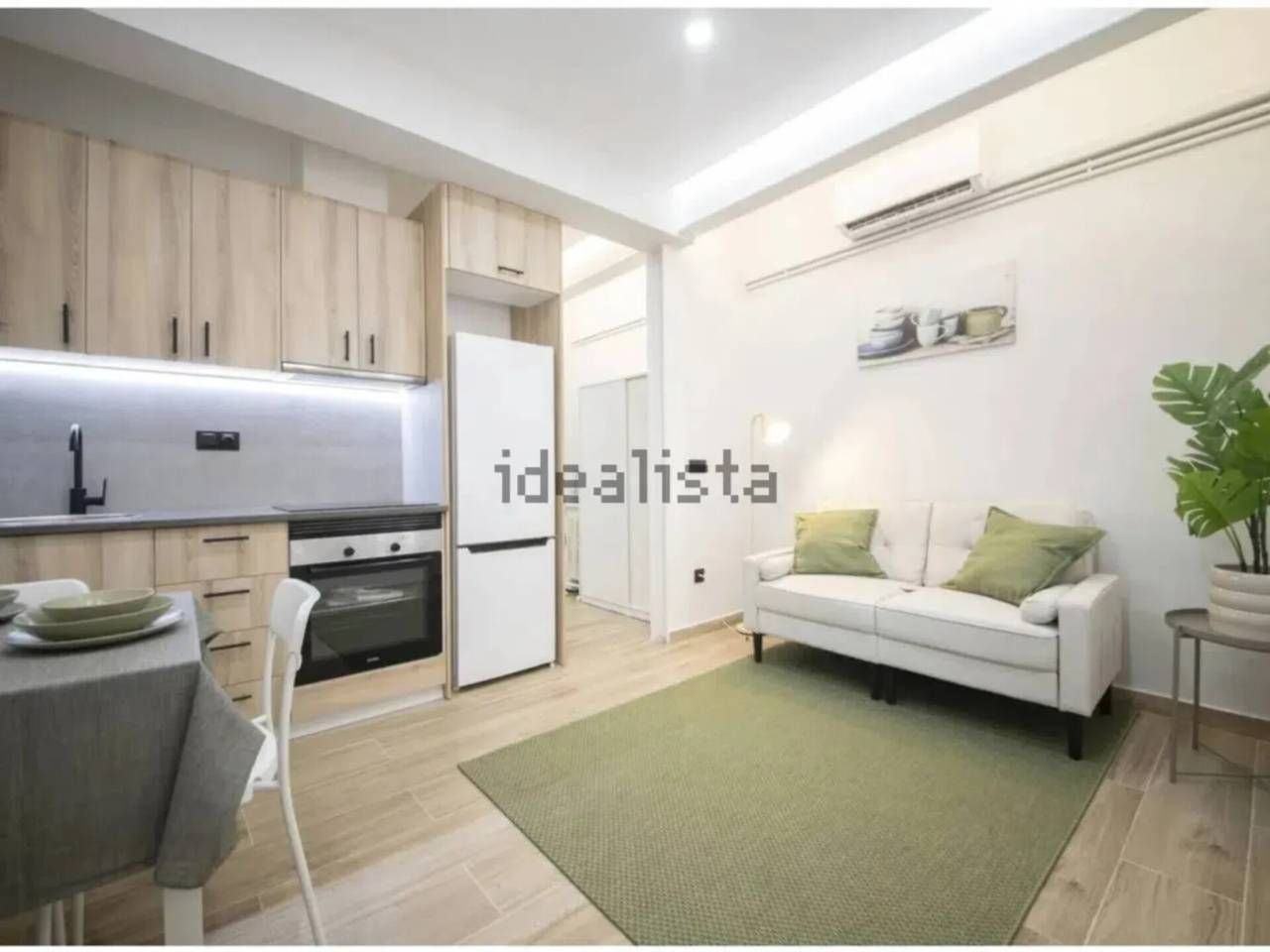 Dormitori de Estudi en venda en  Barcelona Capital amb Parquet i Moblat