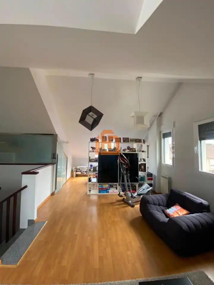 Sala de estar de Casa adosada en venta en San Andrés del Rabanedo con Calefacción, Jardín privado y Trastero