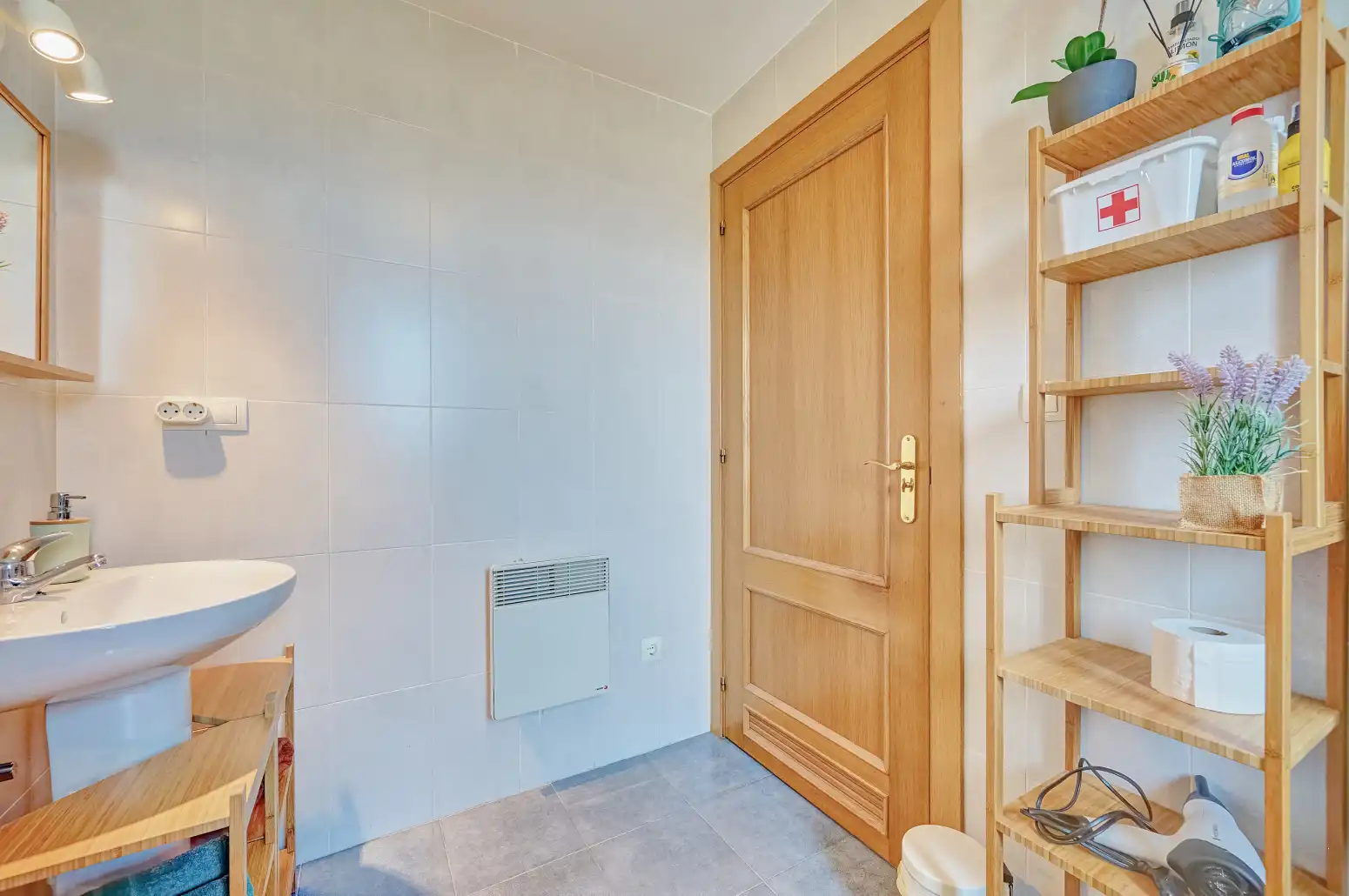 Baño de Piso en venta en Urraul Bajo con Calefacción y Balcón