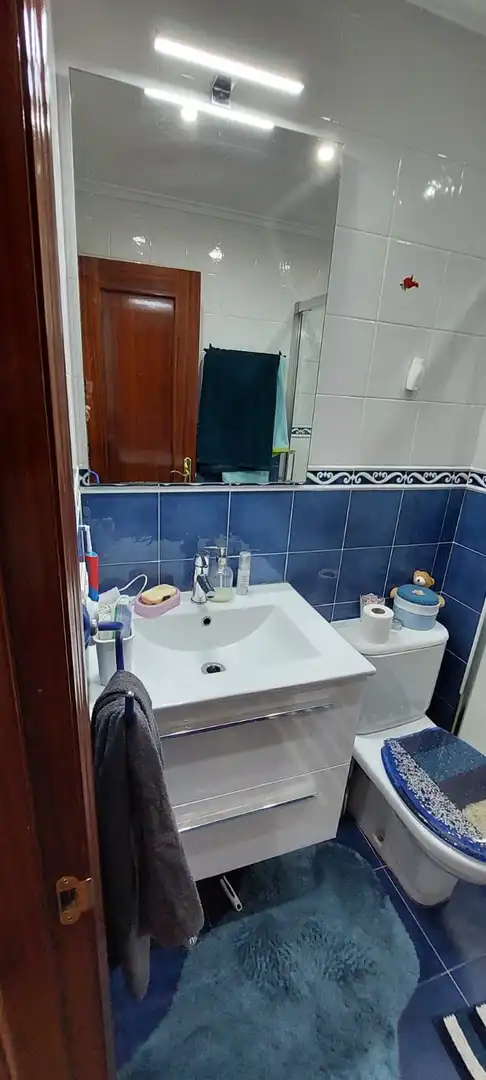 Baño de Piso en venta en Guriezo con Calefacción, Terraza y Trastero