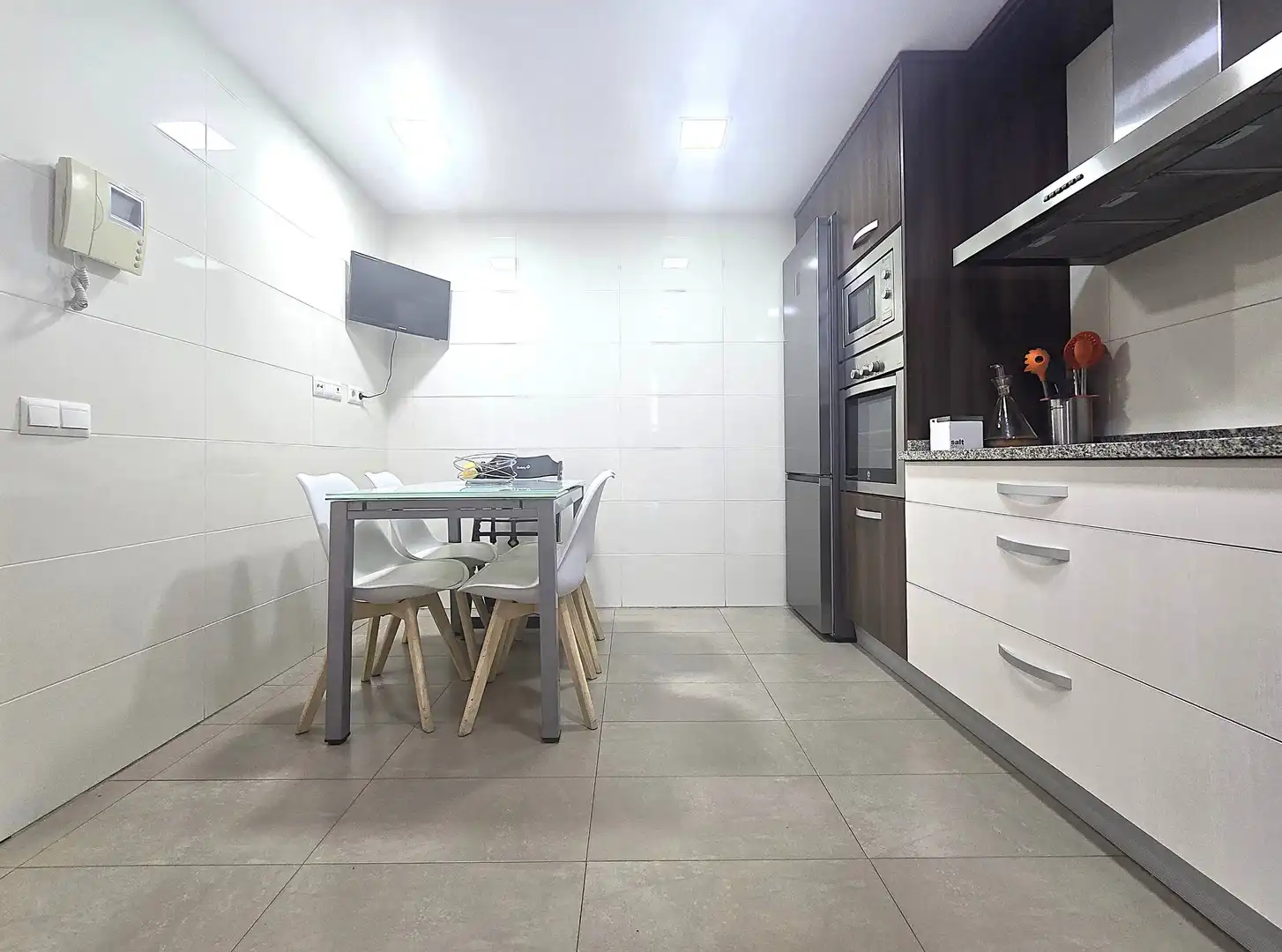 Kitchen of Flat for sale in Reus  with Air Conditioner, Heating and Terrace