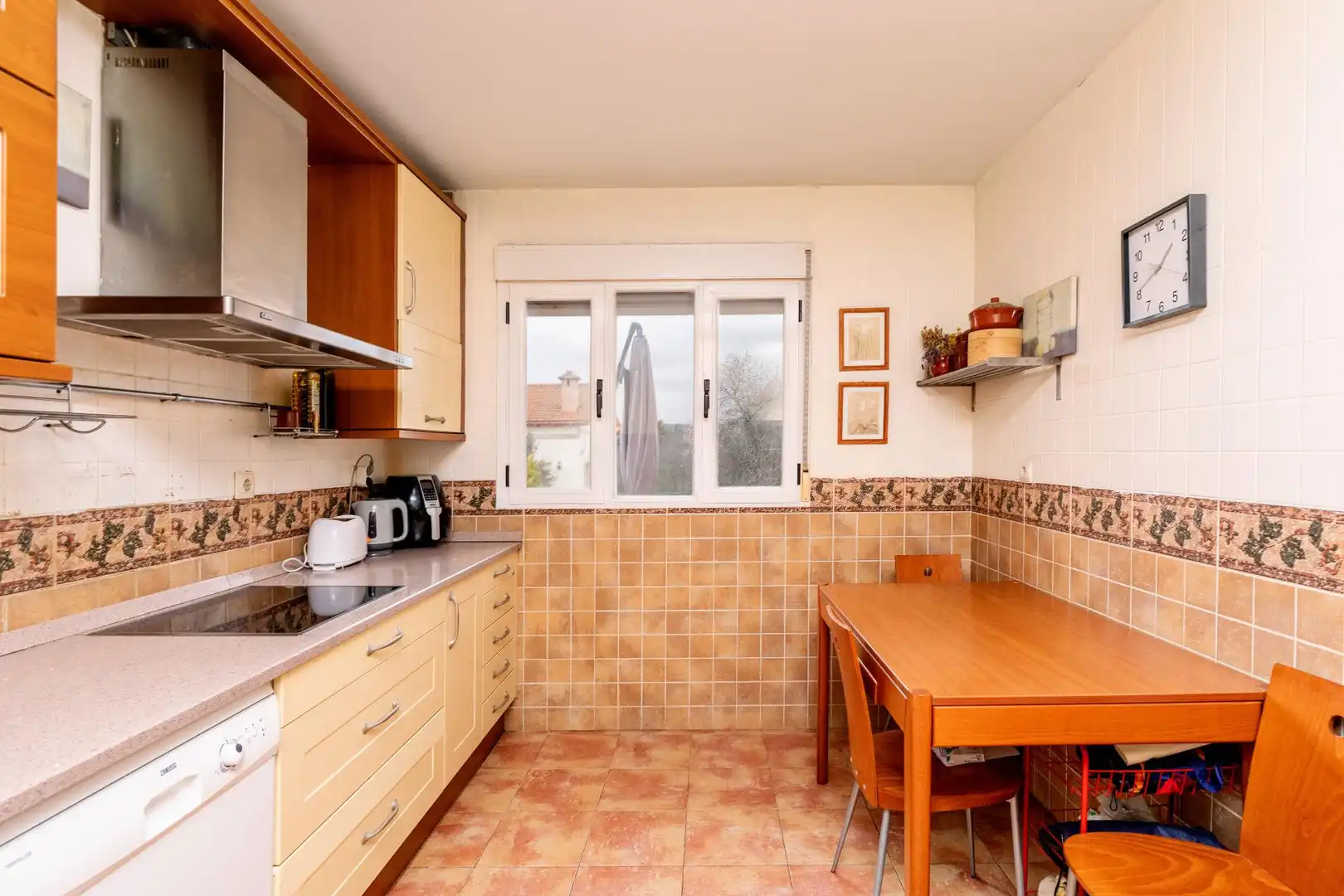 Cuina de Casa o xalet en venda en Colmenarejo amb Calefacció, Jardí privat i Terrassa