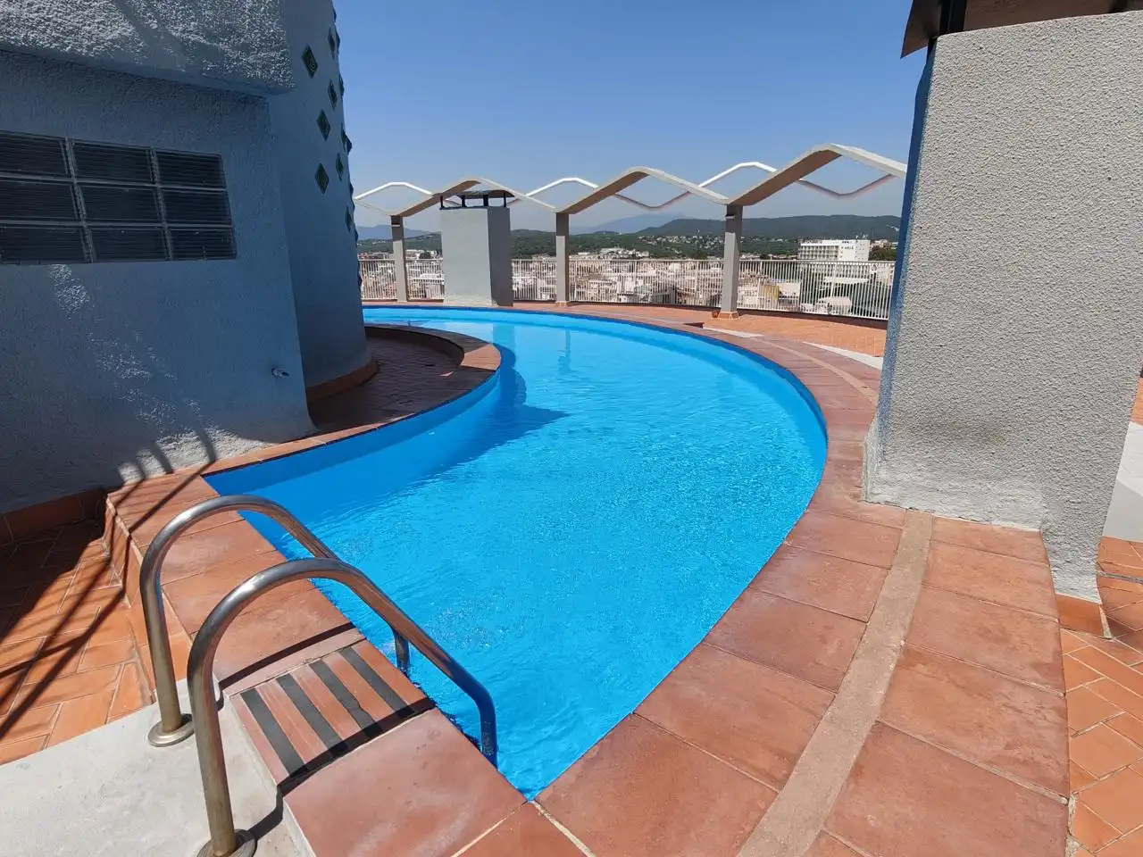 Piscina de Estudi en venda en Lloret de Mar amb Terrassa i Piscina comunitària