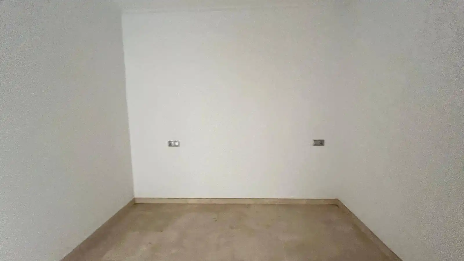 Piso en venta en Elche / Elx con Balcón