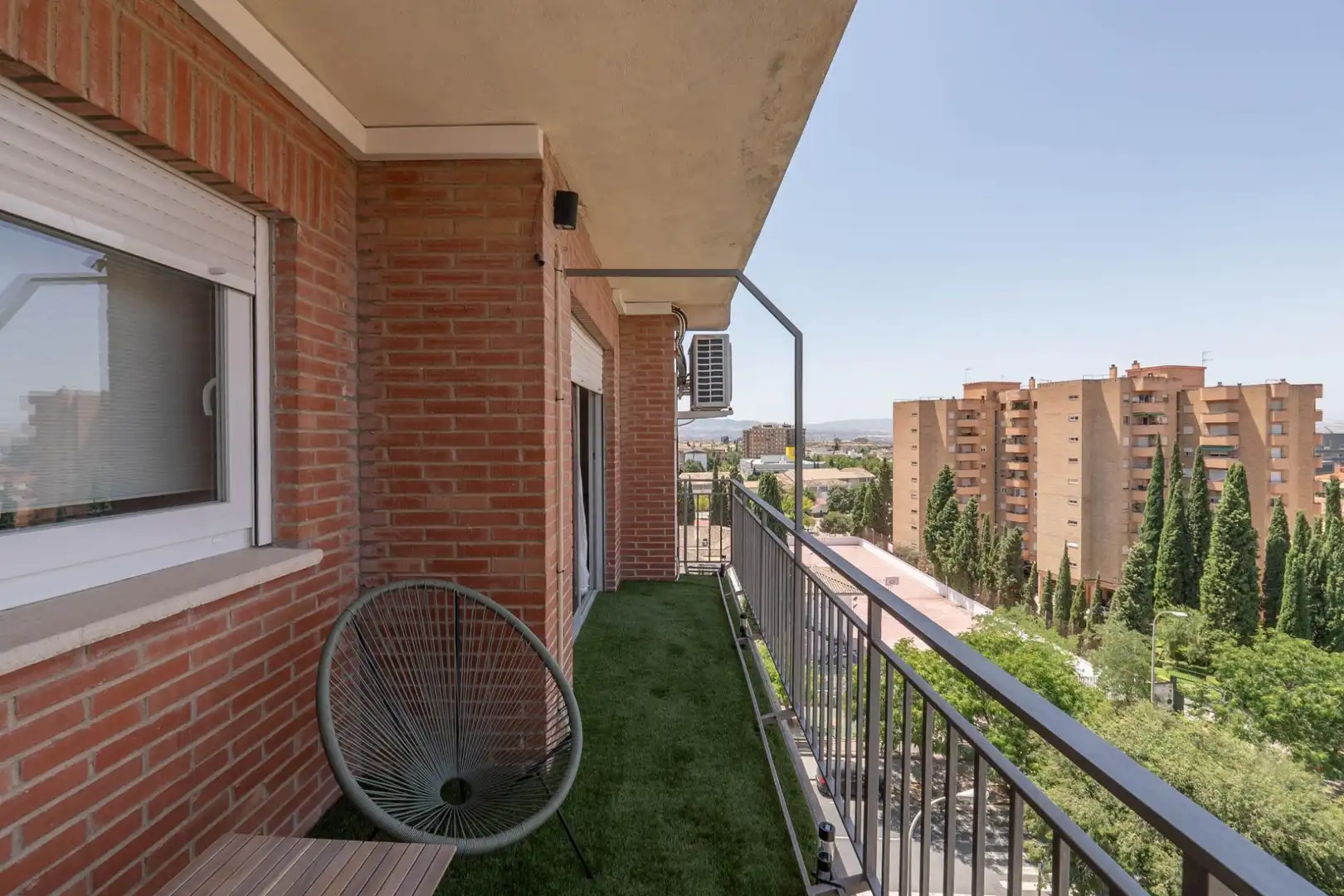 Terrassa de Pis de lloguer en Granada amb Aire condicionat, Calefacció i Jardí privat