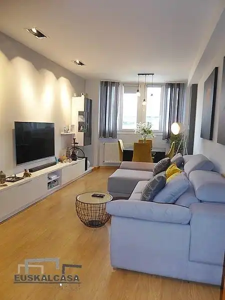 Sala de estar de Piso en venta en Errekalde