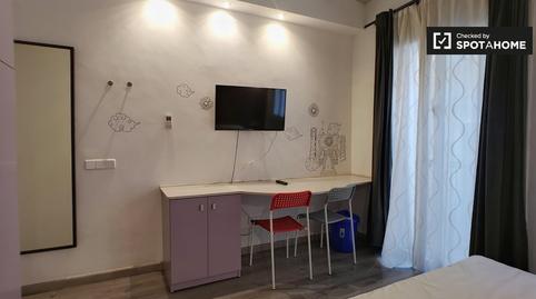 Photo 3 of Flat to rent in El Raval, Barcelona