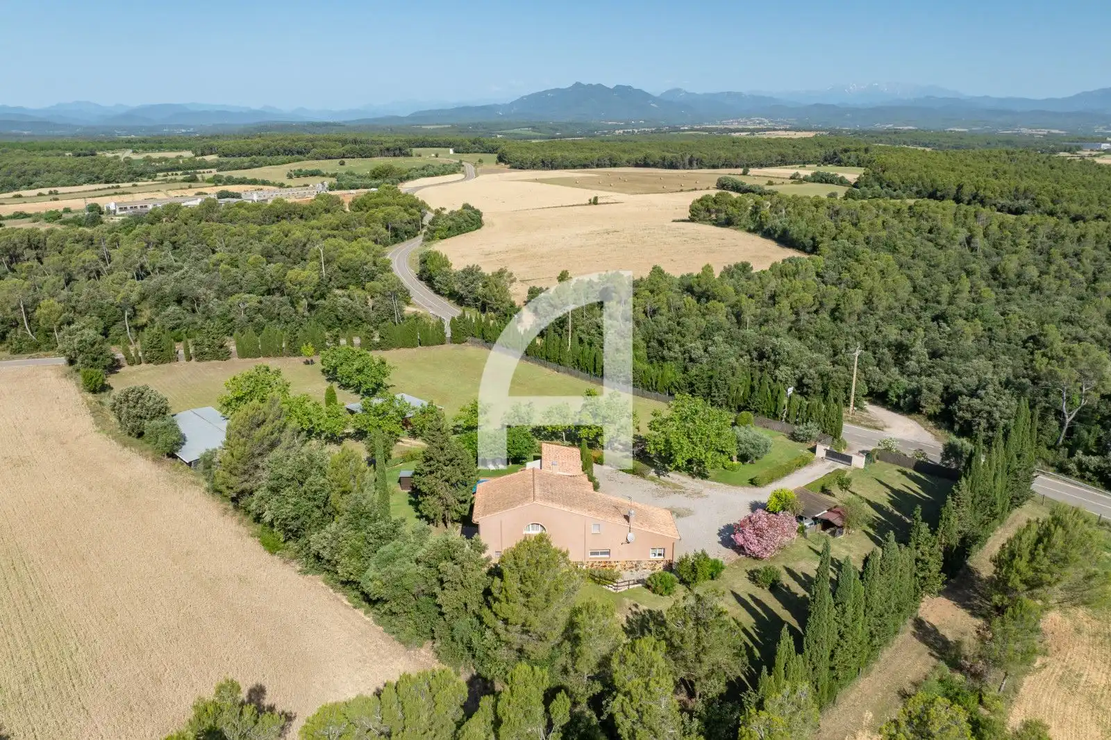 Houses for sale in Pontós  with Air Conditioner, Heating and Private garden