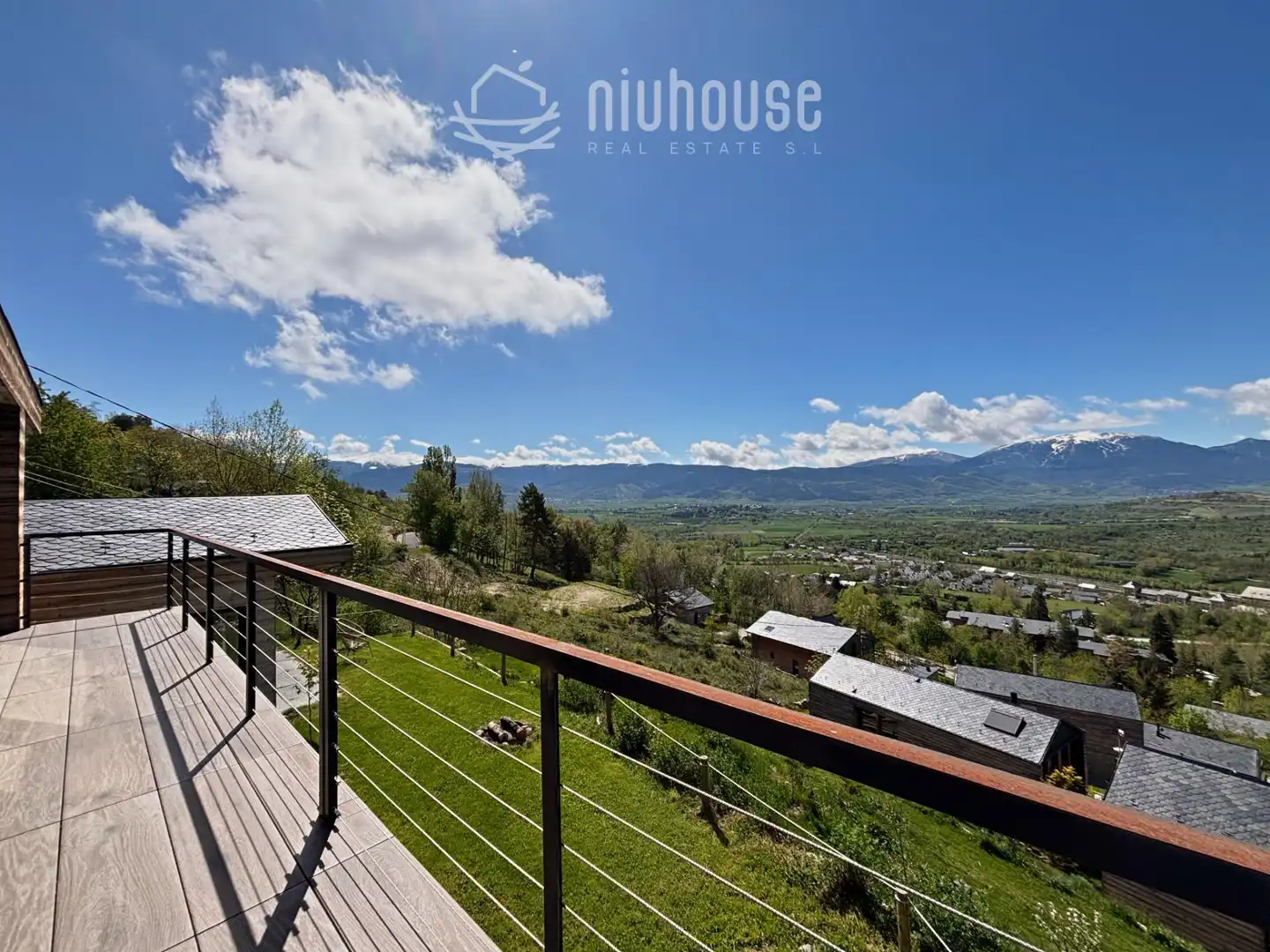 Terraza de Casa o chalet en venta en Enveitg