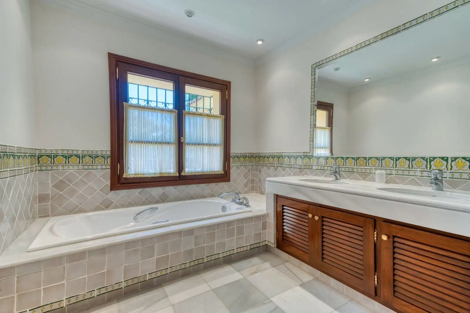 Chalet con piscina en venta en La Zagaleta, imagen 19
