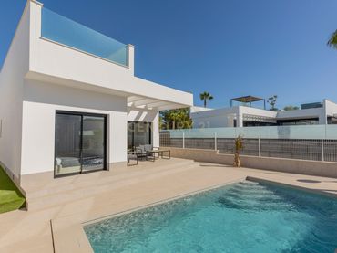 Casa con piscina in vendita a C. Orihuela, 1E, 03169 La Rellana, Alicante, Spain 17