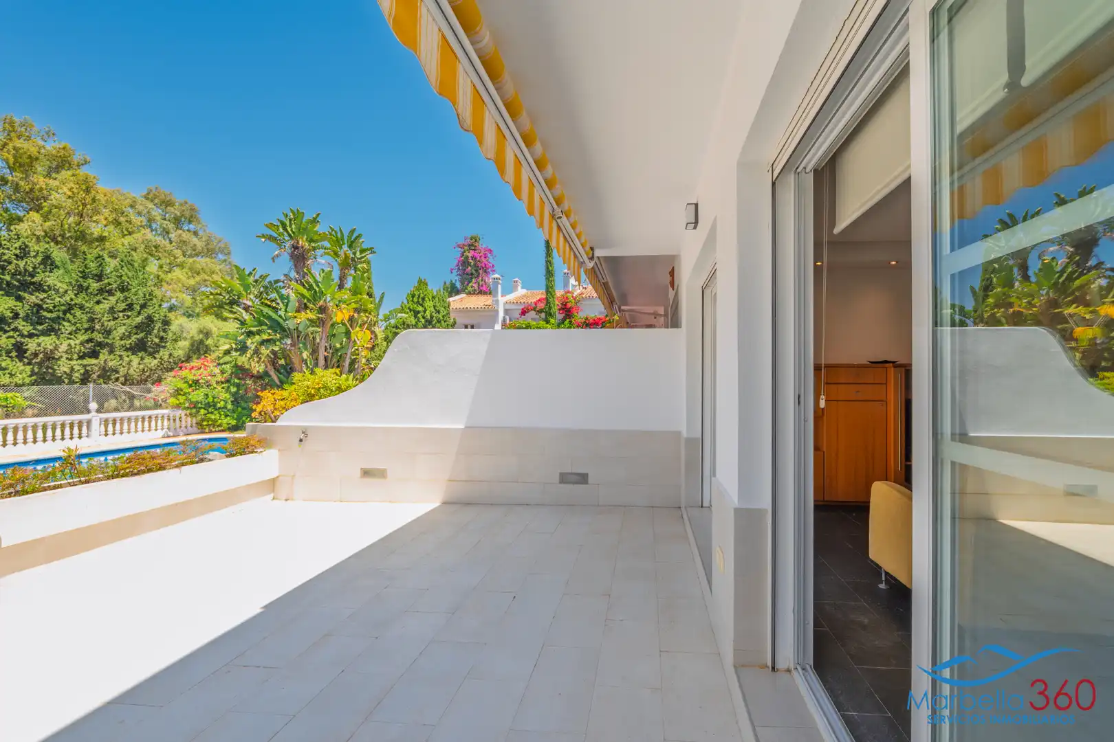Terrassa de Casa adosada en venda en Marbella amb Aire condicionat, Calefacció i Terrassa