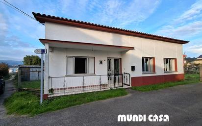 Exterior view of House or chalet for sale in Boiro  with Storage room and Balcony