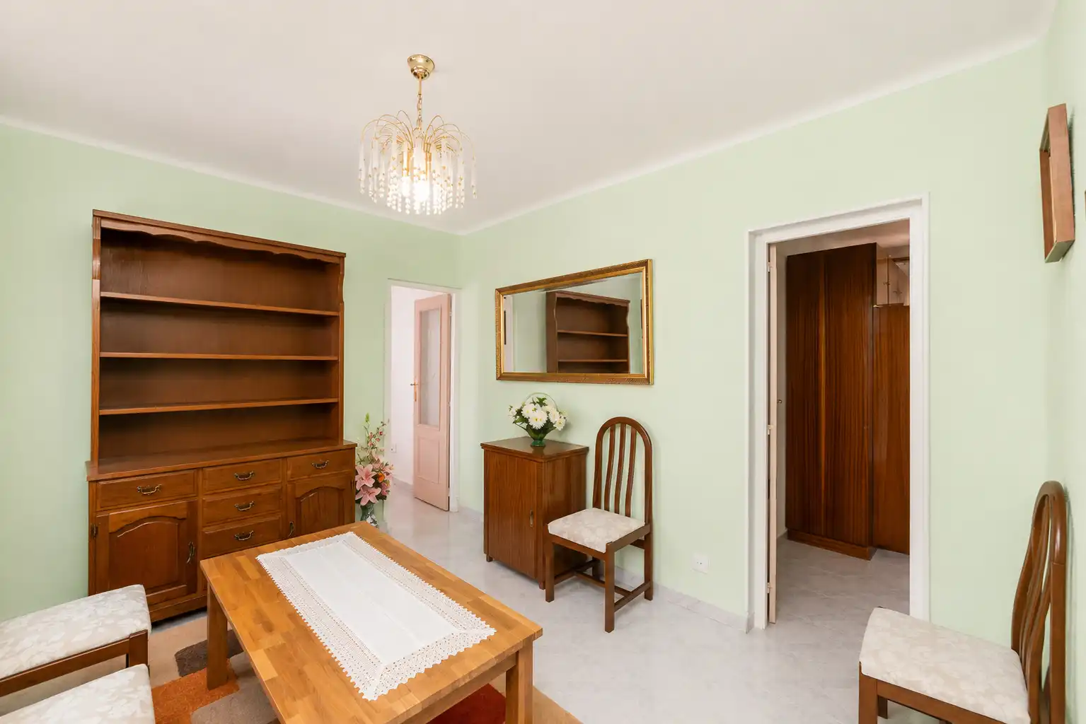 Sala de estar de Casa o chalet en venta en Pozuelo de Alarcón con Aire acondicionado, Calefacción y Jardín privado