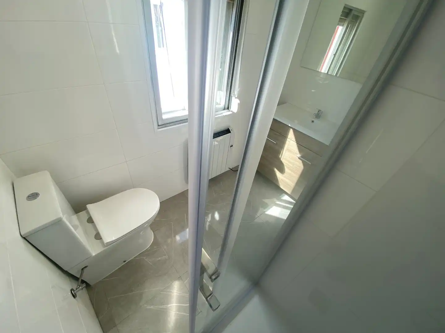 Bathroom of Attic for rent in Madrid  with Heating, Terrace and Furnished
