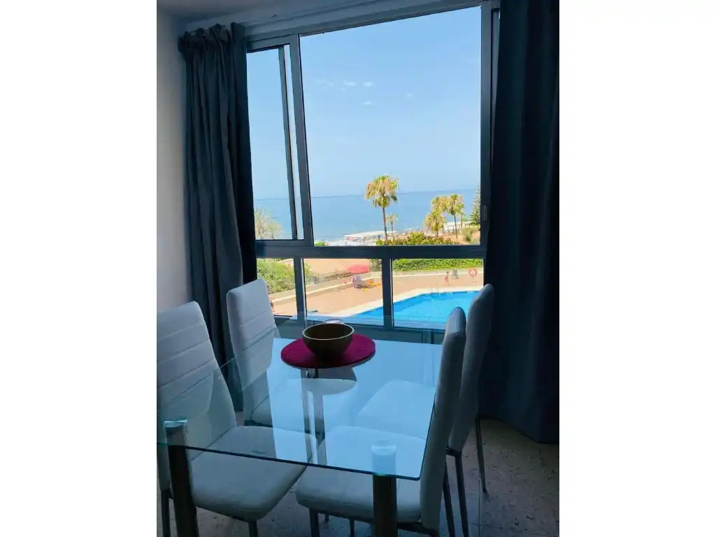 Comedor de Estudio en venta en Torrox con Terraza, Piscina y Piscina comunitaria