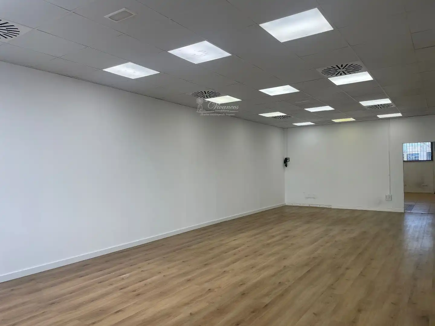 Büro zum Verkauf in Polígono Son Castelló, imagen 4