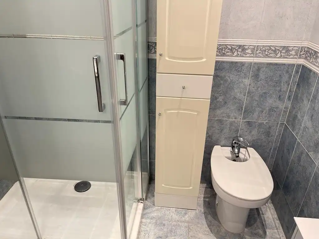 Bany de Pis en venda en Zona de la Vega