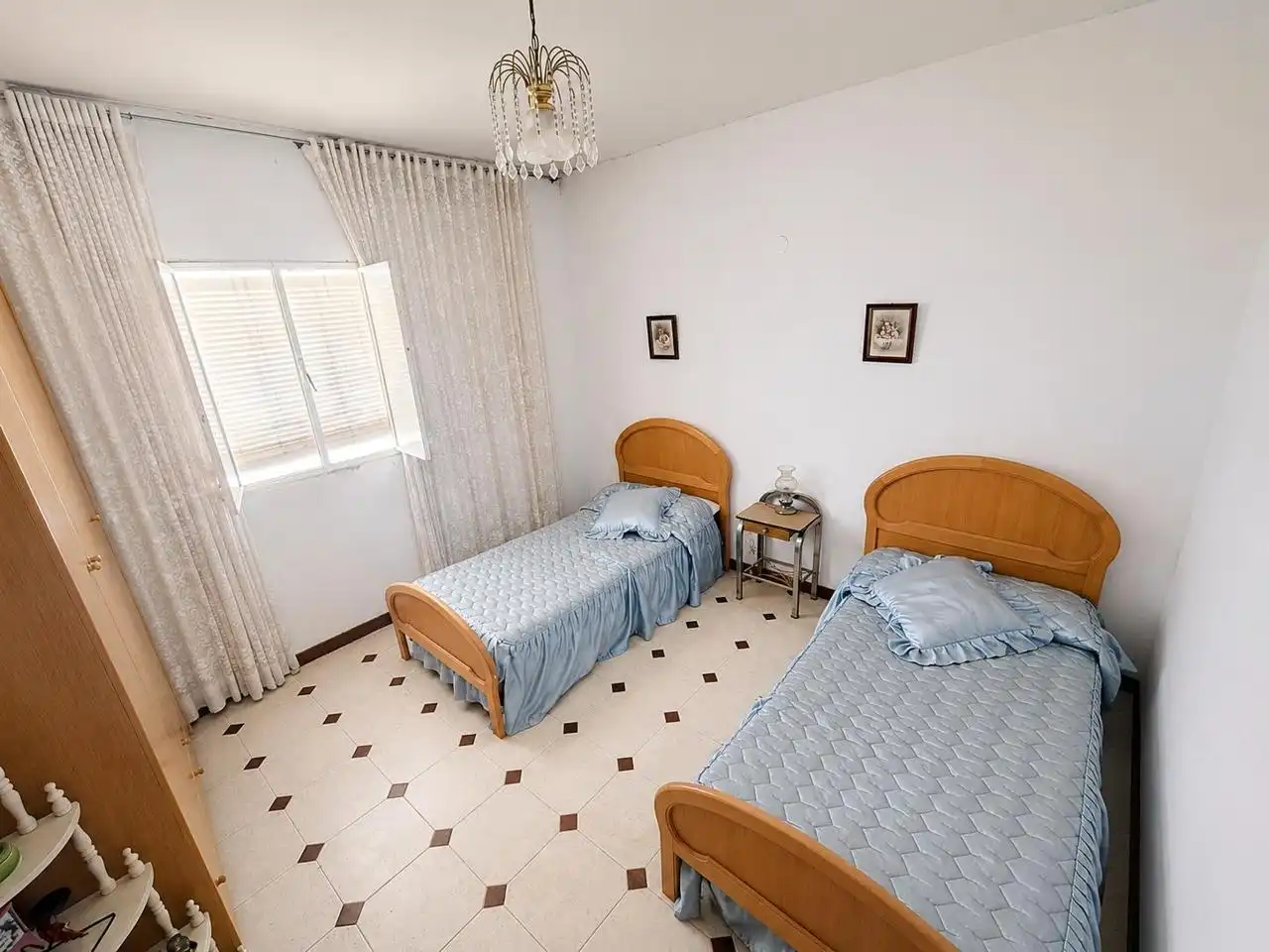 Dormitori de Casa o xalet en venda en Mirandilla amb Terrassa